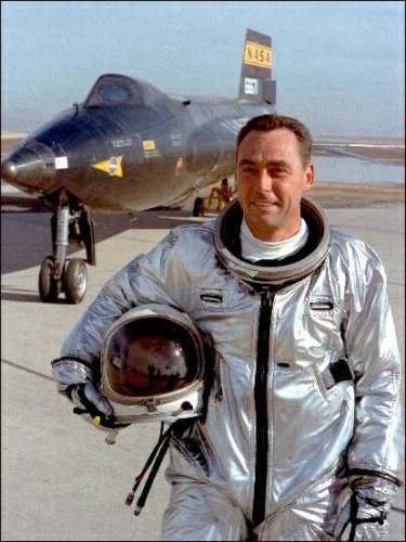 Pete Knight with X-15A-2